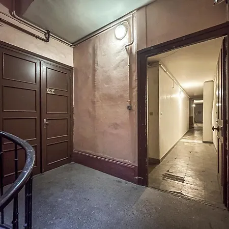 Le Du 6eme Apartment *