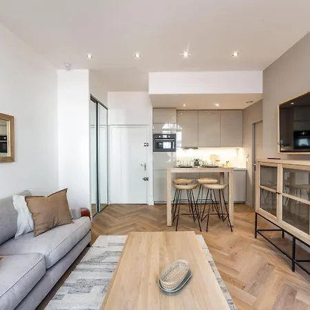 In | Urbain Chic Climatise 6 Apartment Lyon