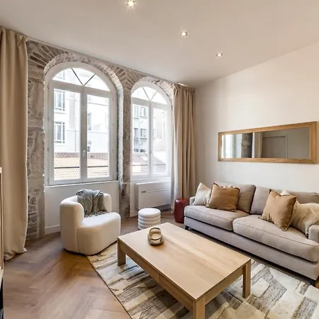 Apartment In | Urbain Chic Climatise 6